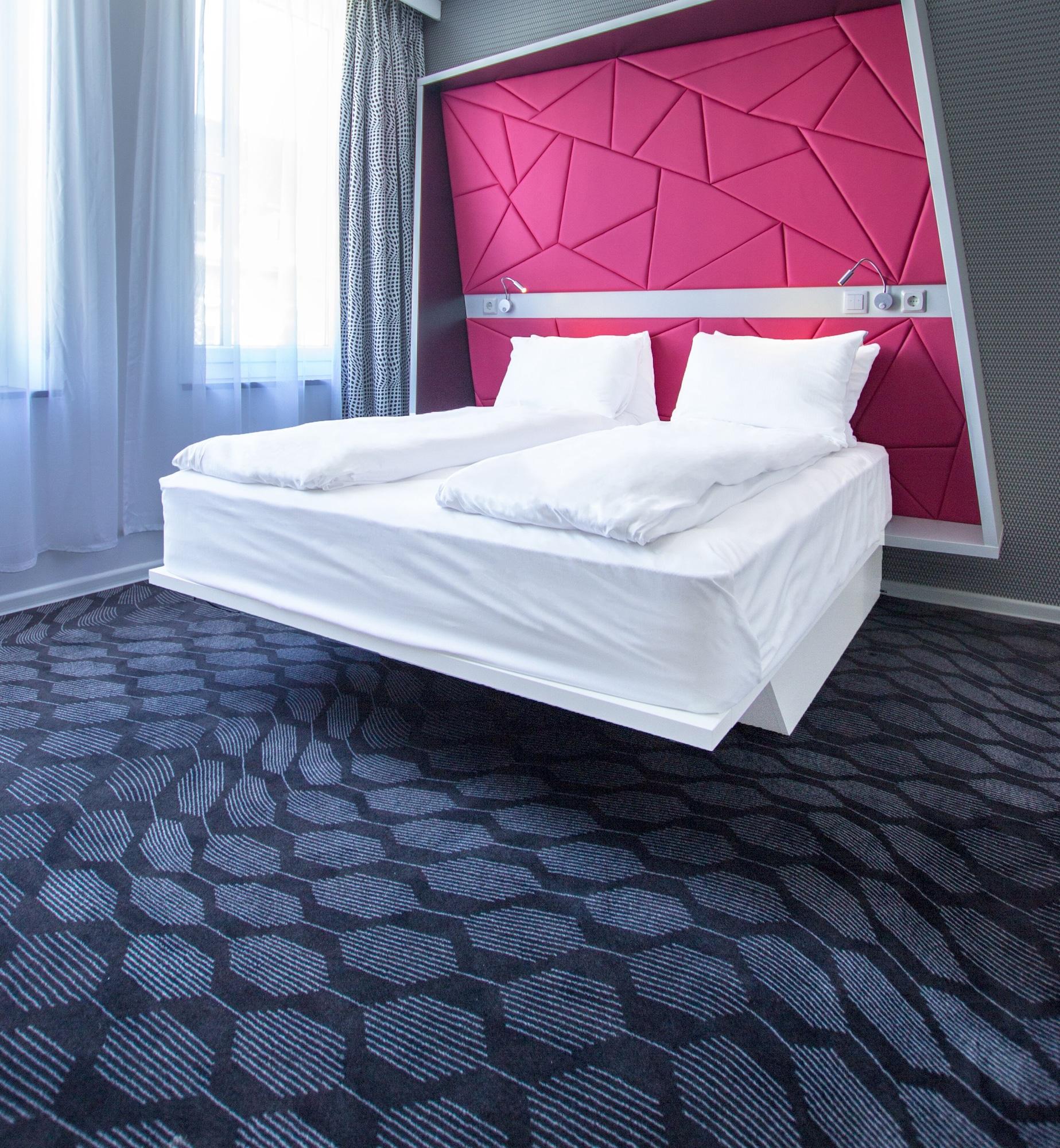 Magic Hotel Xhibition Берген Екстериор снимка